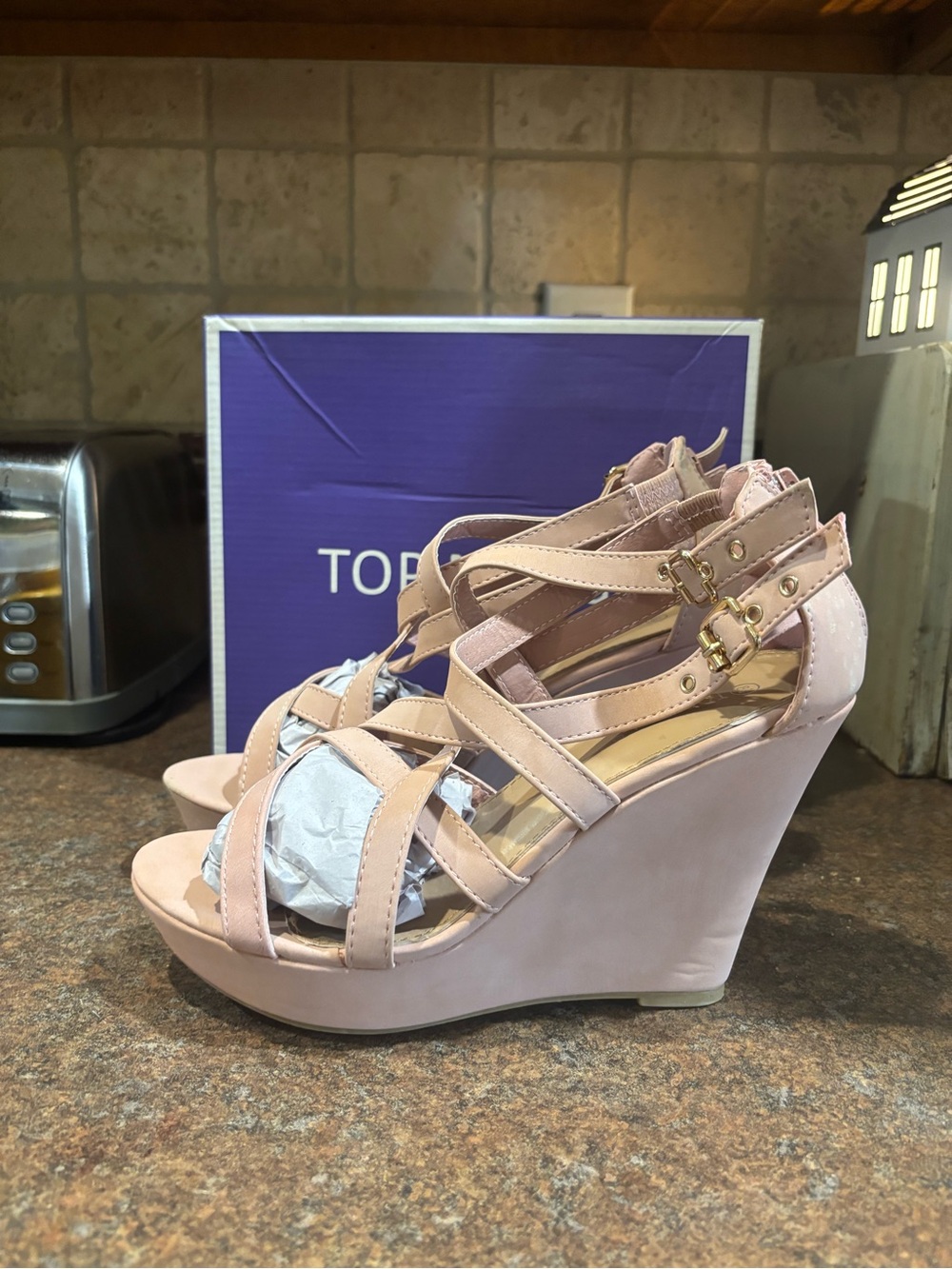 Moda Dusty Pink Multi-Strap Wedge Sandals
